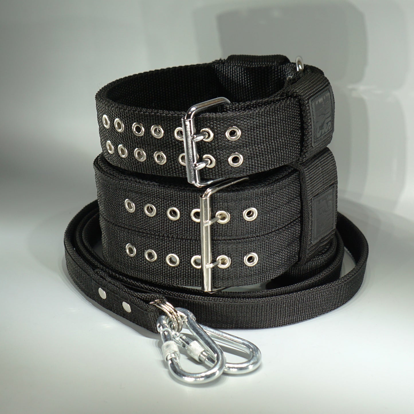 Black STRONG DUO set: Collars 8 cm + 5 cm + Leash
