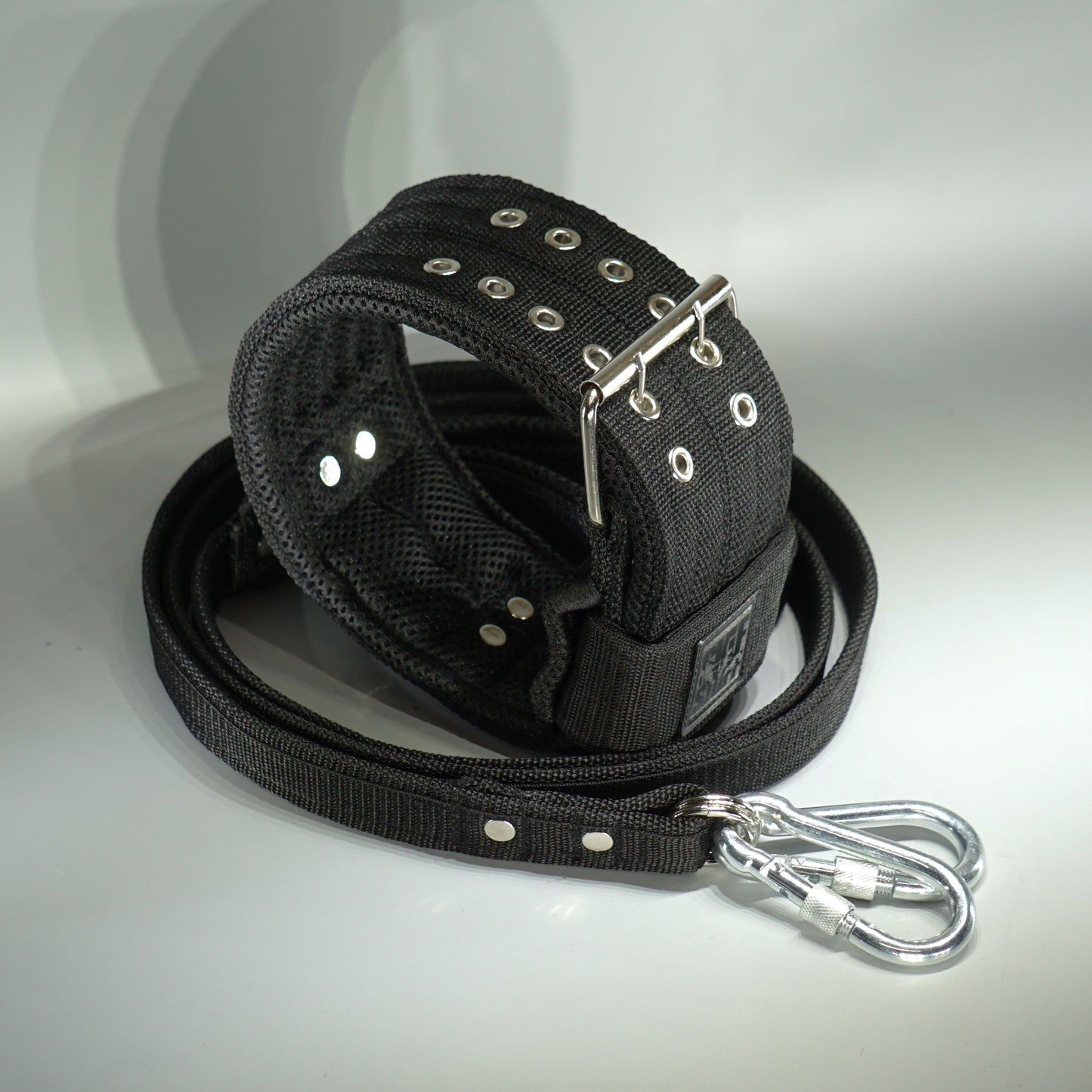 Black ULTRA STRONG set: Collar 8 cm + Leash